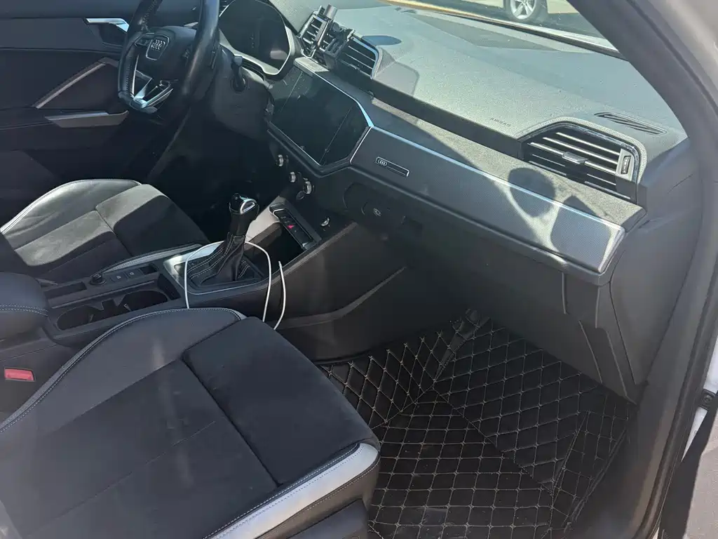 Audi Q3 2020 35 TFSI Entry Dynamic