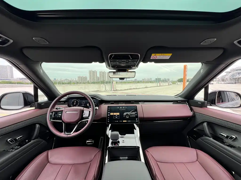 Range Rover Sport 2025 400PS Dynamic SE