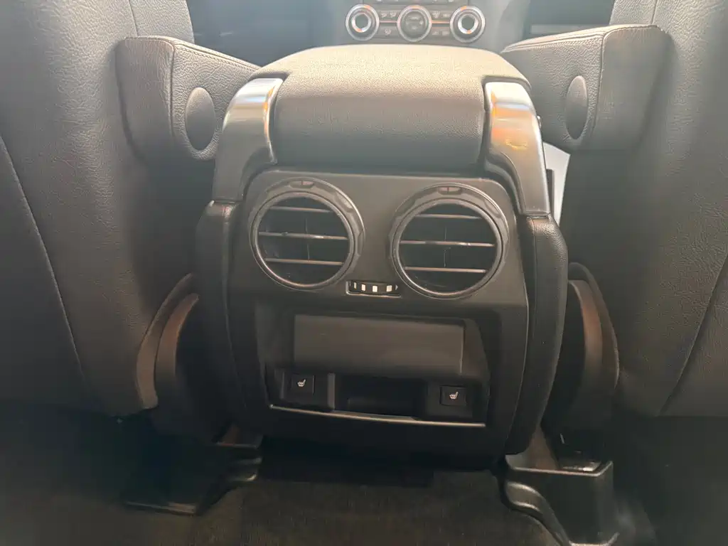 Land Rover Discovery 2016 3.0 SC V6 SE