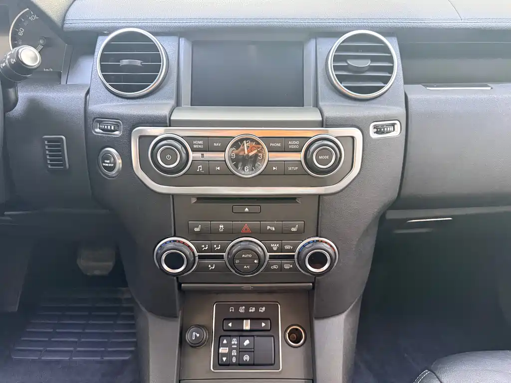 Land Rover Discovery 2016 3.0 SC V6 SE