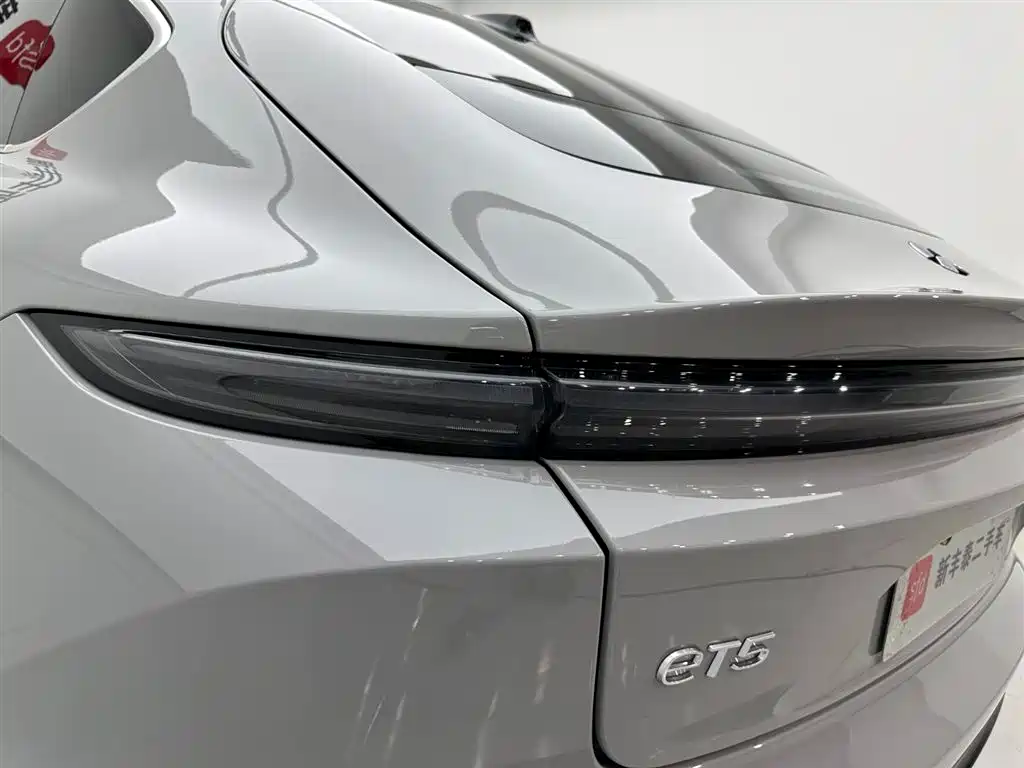NIO ET5 2025 75kWh