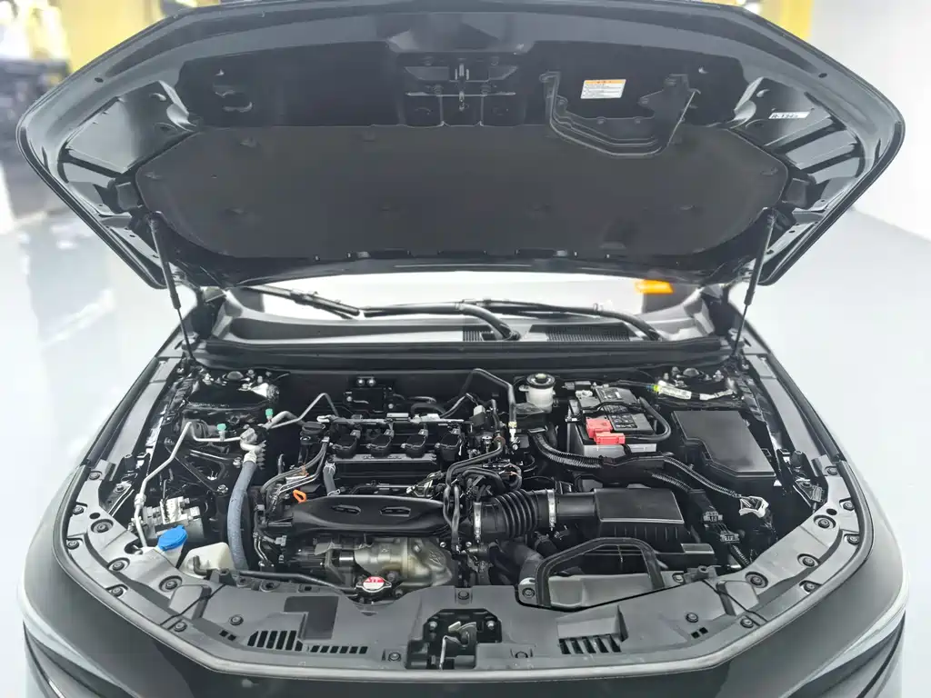 Honda Accord 2025 260TURBO Luxury Edition