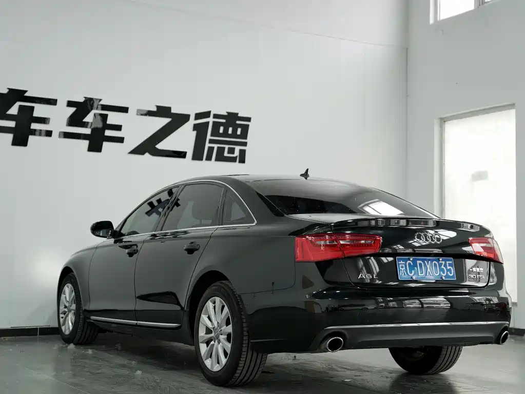 Audi A6L 2014 30 FSI Comfort
