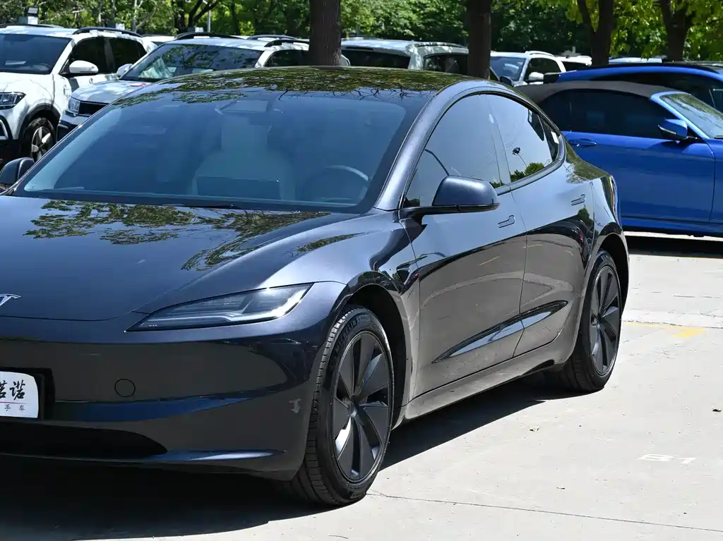 Tesla Model 3 2023 Rear-Wheel Drive
