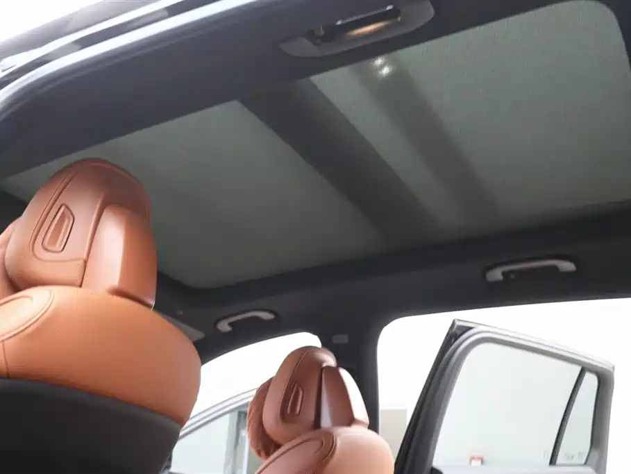 Mercedes-Benz GLC 2023 GLC 260 L 4MATIC Luxury Edition 5-Seater