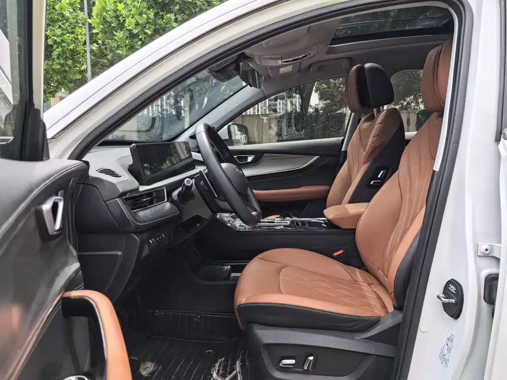 Chery Tiggo 8 PLUS 2022 290TGDI DCT Luxury Edition+