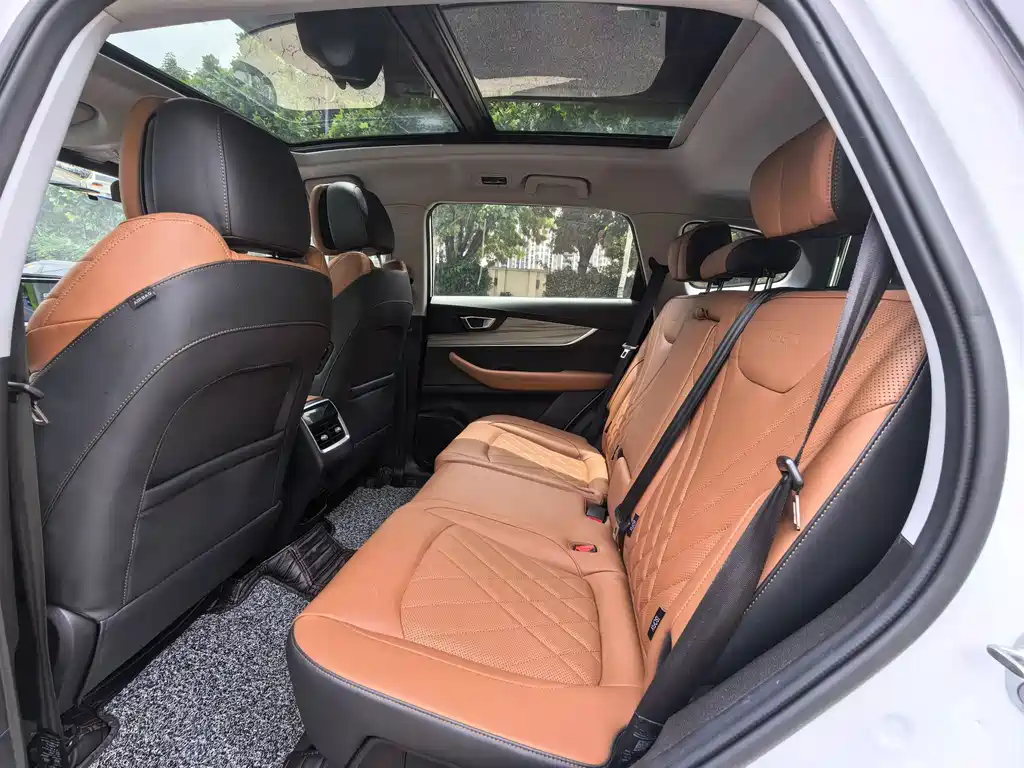 Chery Tiggo 8 PLUS 2022 290TGDI DCT Luxury Edition+