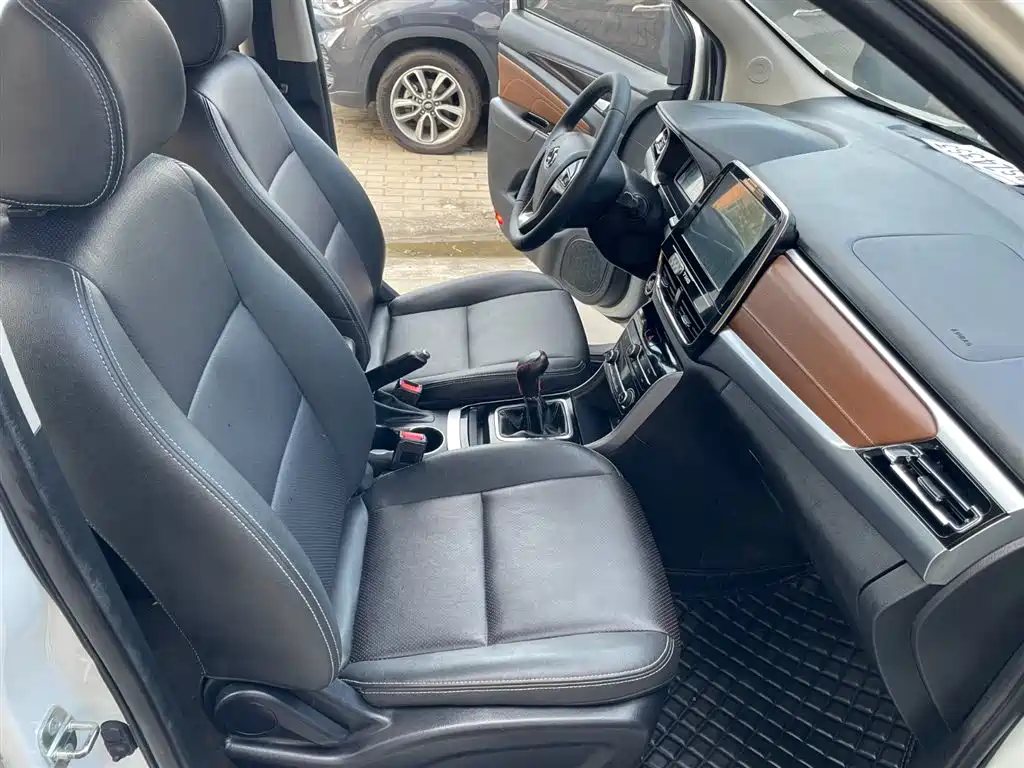 Changan Changxing 2019 1.5L Manual Smart Connect Premium Edition