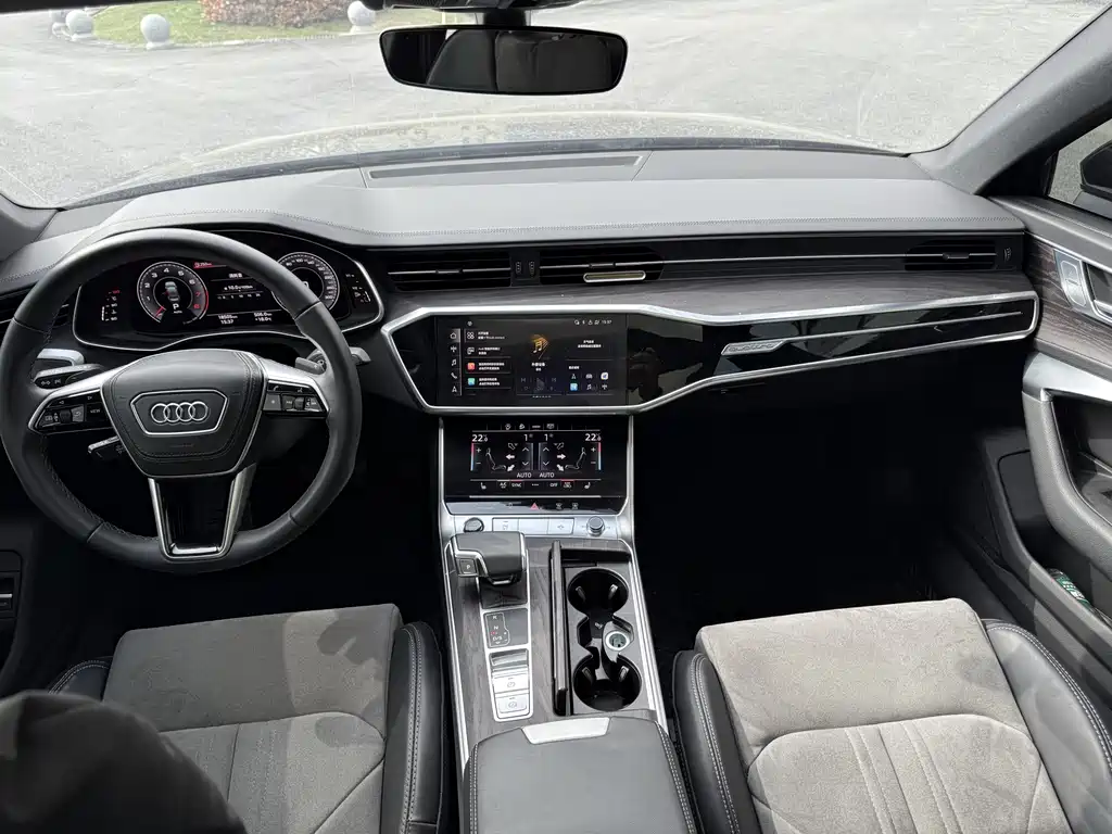Audi A6L 2023 45 TFSI quattro Zhenxuan Dynamic Trim