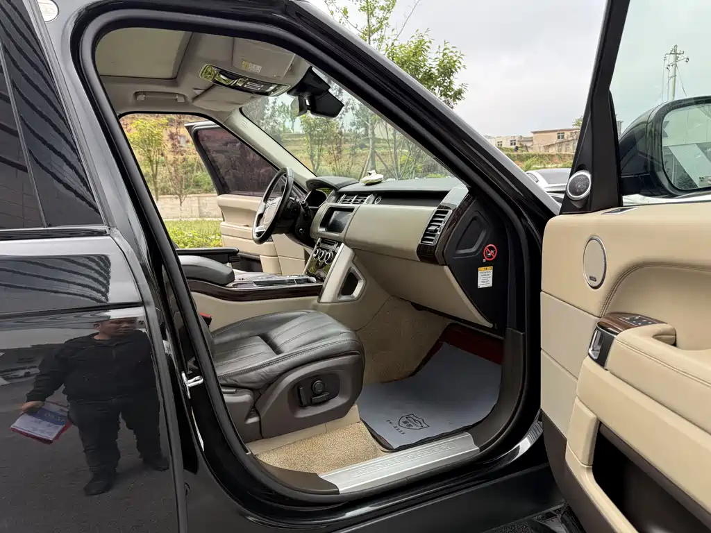 2017 Range Rover 3.0 SC V6 Vogue