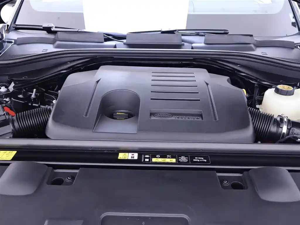 Range Rover Sport 2025 400PS Hidden Edge Special Edition