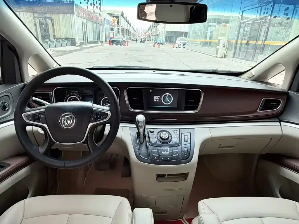 Buick GL8 2018 28T Luxury Edition China VI