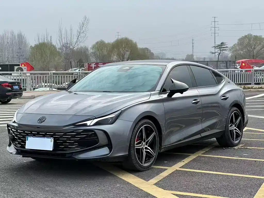 MG7 2023 2.0T Automatic Trophy+ Edition