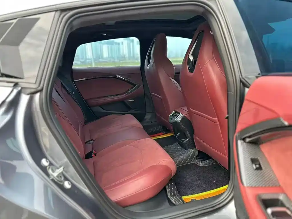 MG7 2023 2.0T Automatic Trophy+ Edition