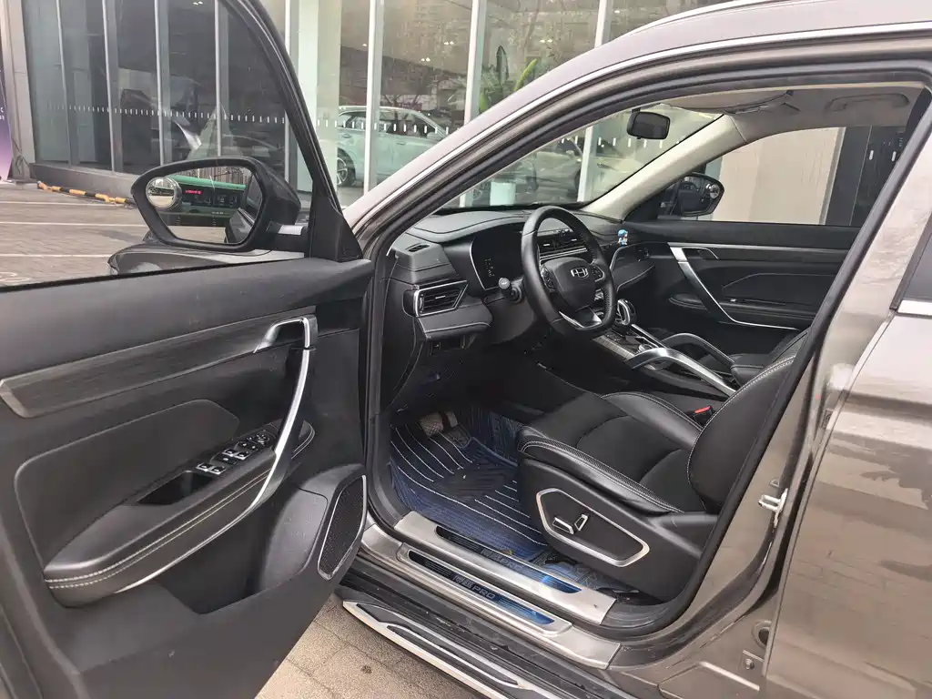 Geely Boyue 2020 1.8TD DCT Zhilian PRO