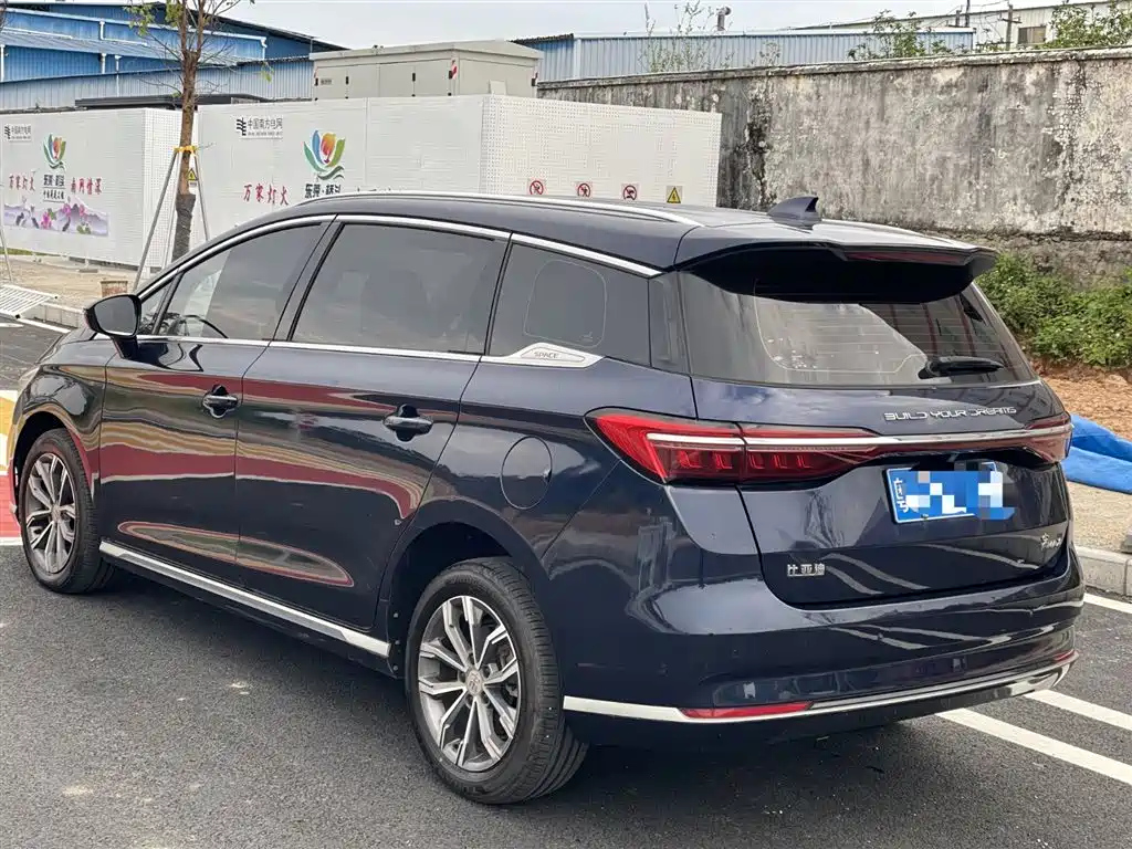 BYD Song MAX 2021 Upgraded Edition 1.5T Automatic Luxury 7-Seater