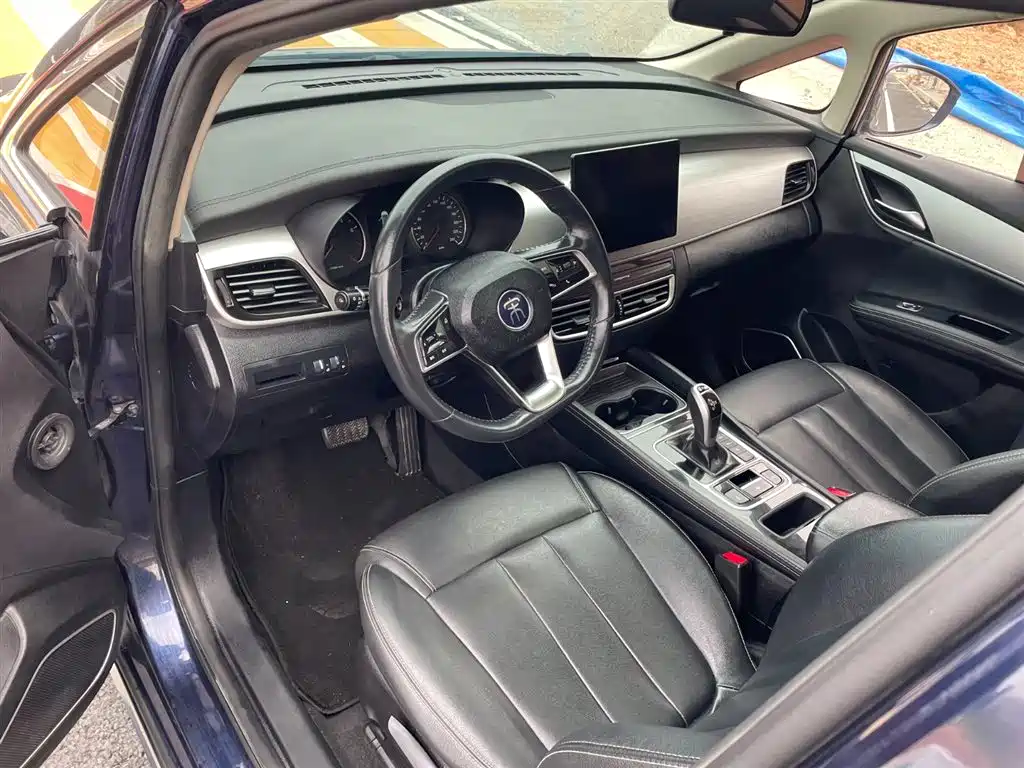 BYD Song MAX 2021 Upgraded Edition 1.5T Automatic Luxury 7-Seater