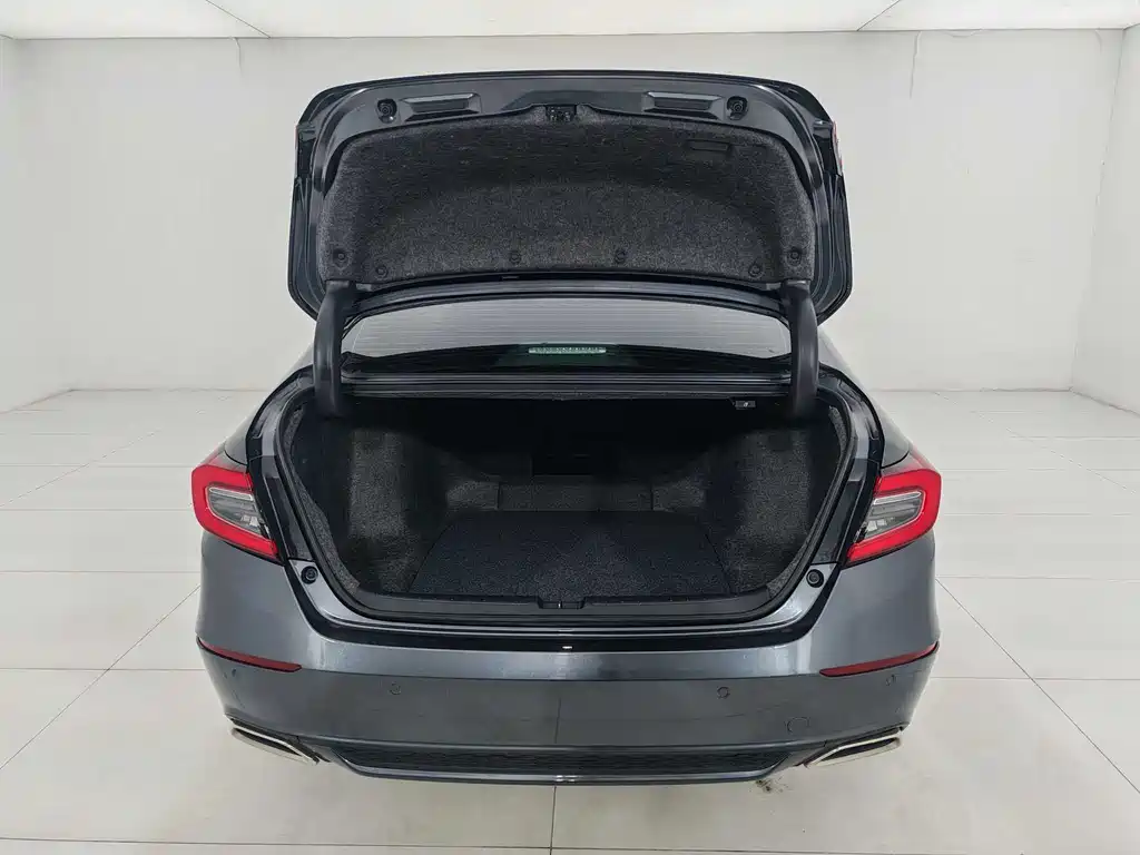 Accord 2022 260TURBO Phantom Night Premium Edition