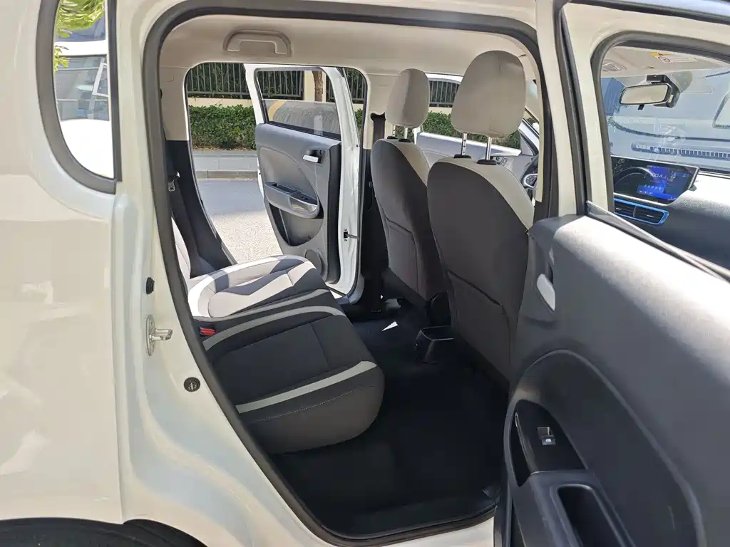 ORA White Cat 2022 Upgraded Edition 305km Luxury NCM