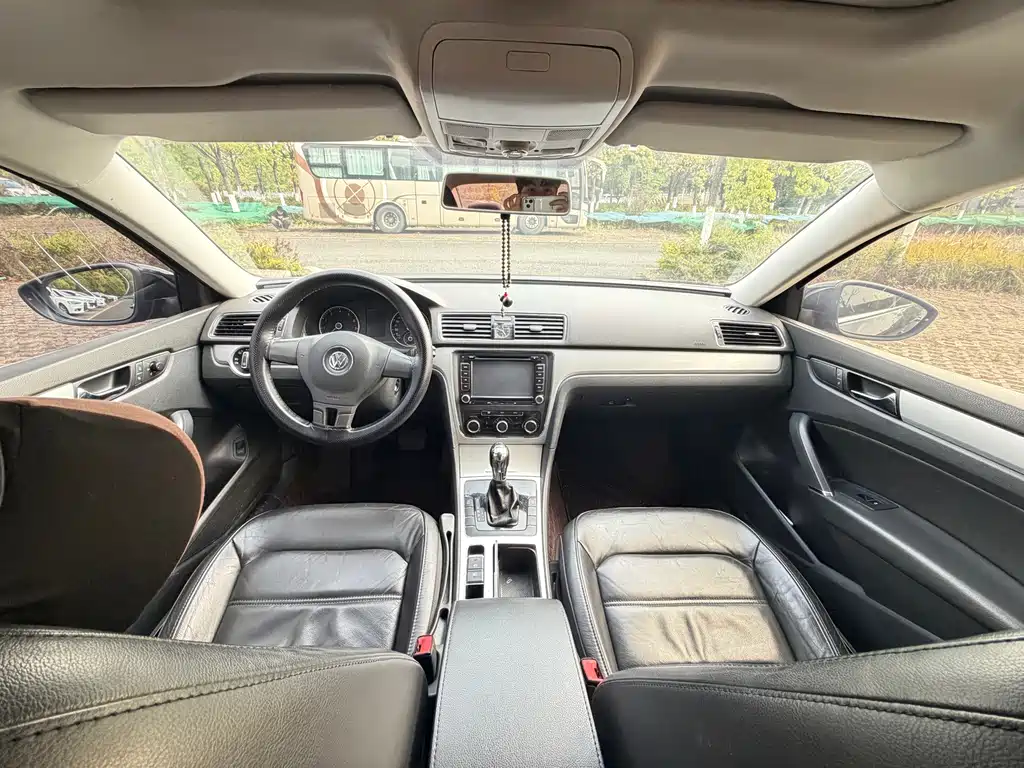 Volkswagen Passat 2013 1.8TSI DSG