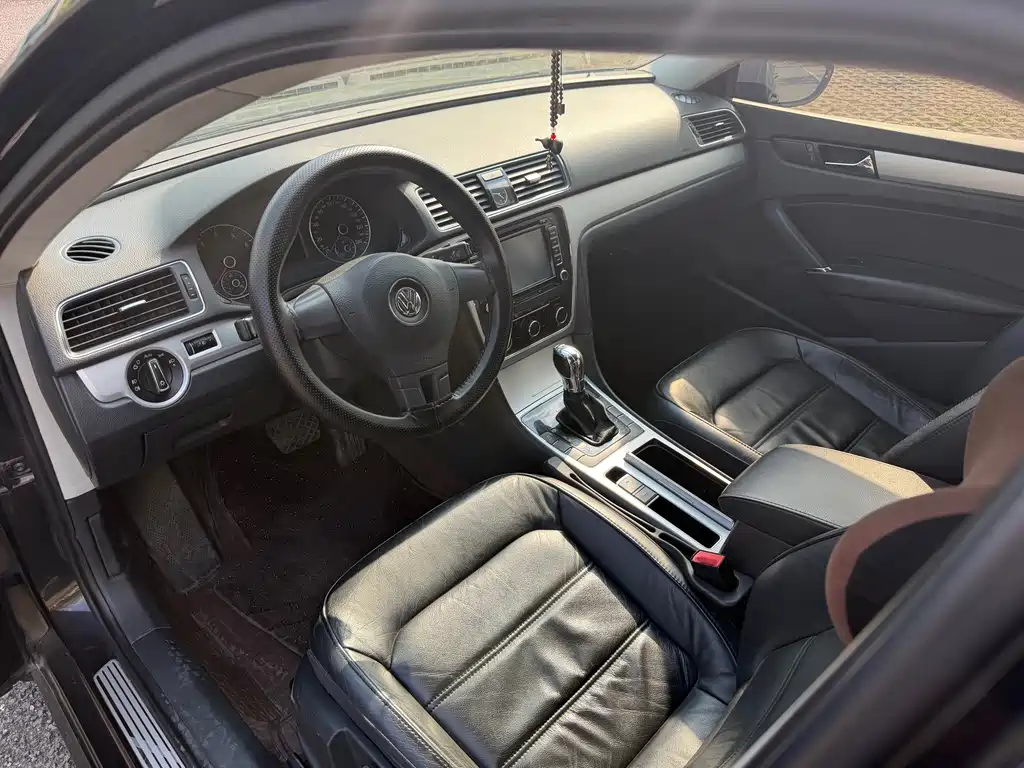 Volkswagen Passat 2013 1.8TSI DSG