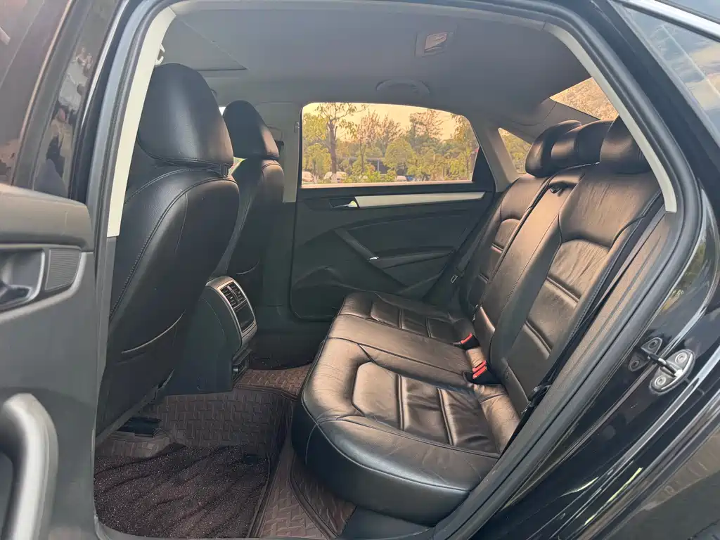 Volkswagen Passat 2013 1.8TSI DSG