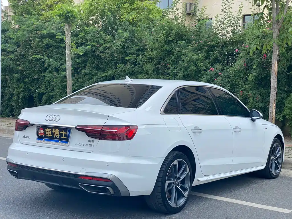 Audi A4L 2020 40 TFSI Fashion Dynamic Edition