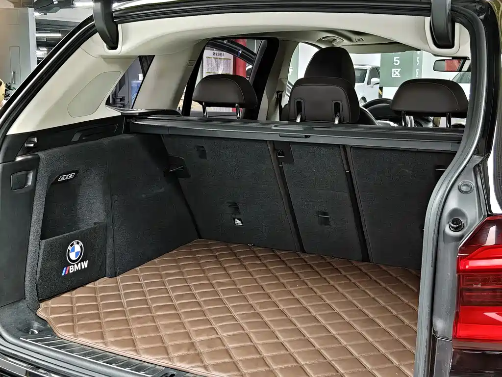 BMW X3 2020 xDrive28i Luxury Package