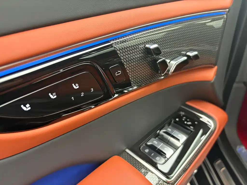 Hongqi Jin Kuihua Guoya 2024 3.0T V6