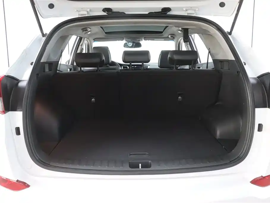 Tucson 2015 1.6T DCT 2WD Smart