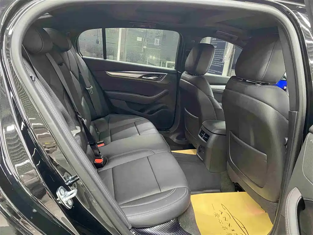 Cadillac CT5 2025 28T Track Performance Edition