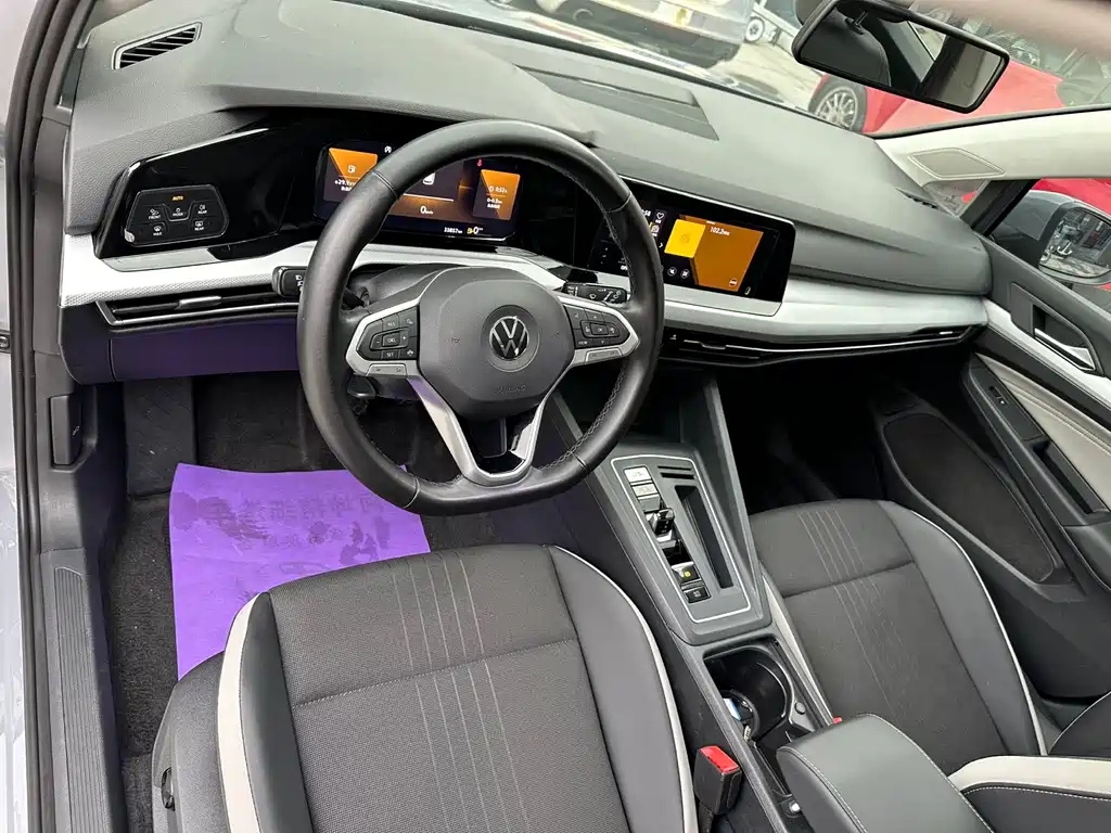 Volkswagen Golf 2021 280TSI DSG Pro