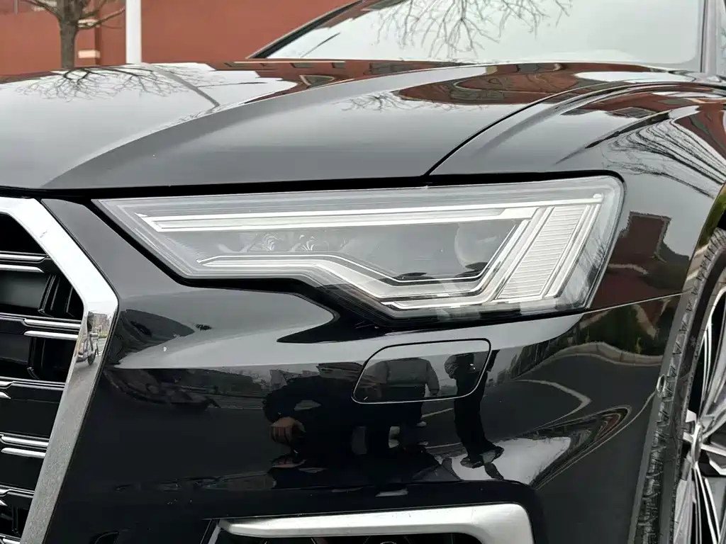 Audi A6L 2023 45 TFSI Selection Dynamic Edition