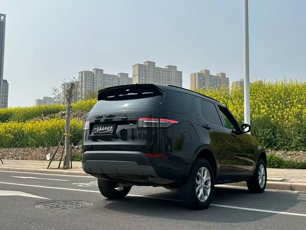 Land Rover Discovery 2017 3.0 SC V6 SE