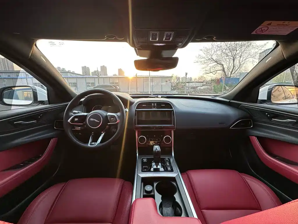 Jaguar XEL 2020 2.0T 200PS R-DYNAMIC S