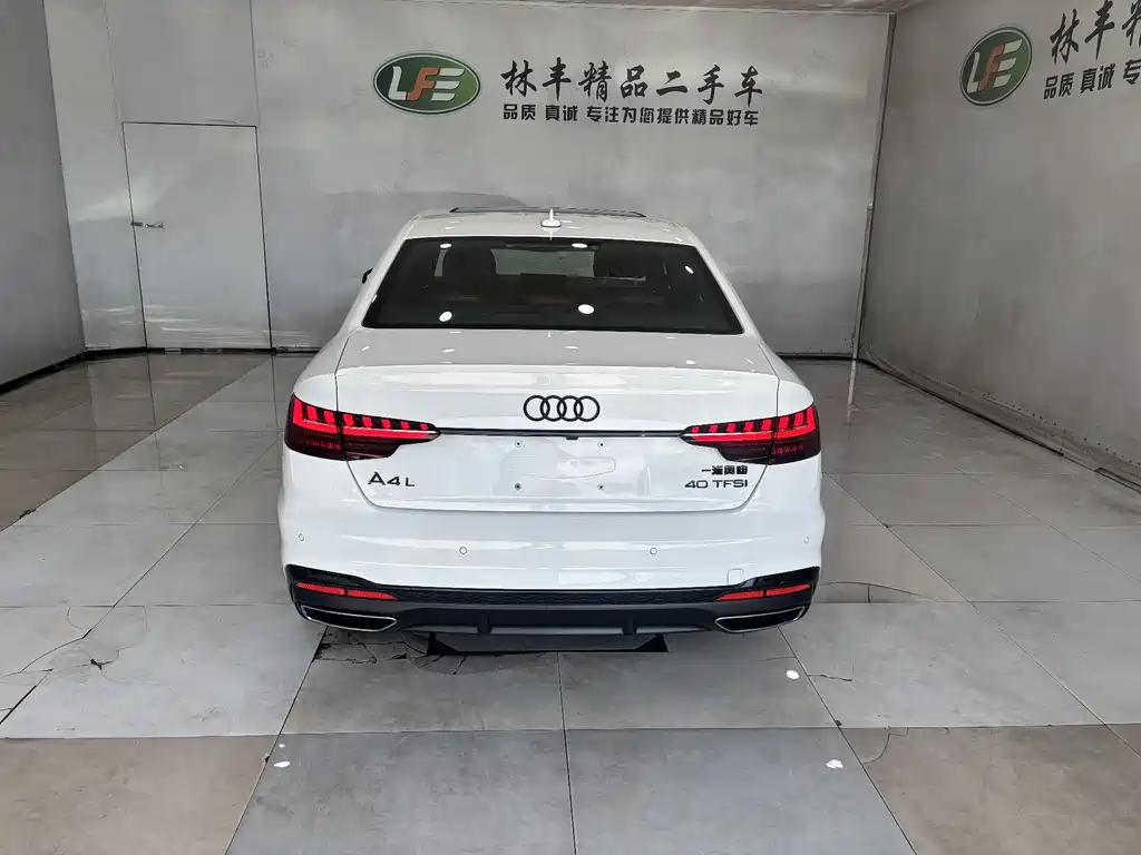Audi A4L 2025 40 TFSI Luxury Dynamic B&O Star Night Edition