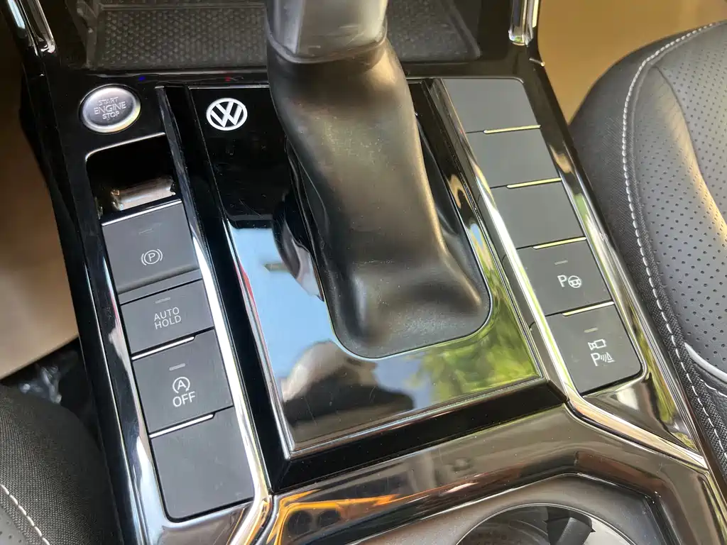 Volkswagen Passat 2024 380TSI Luxury Edition