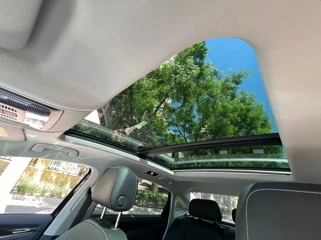 Volkswagen Passat 2024 380TSI Luxury Edition