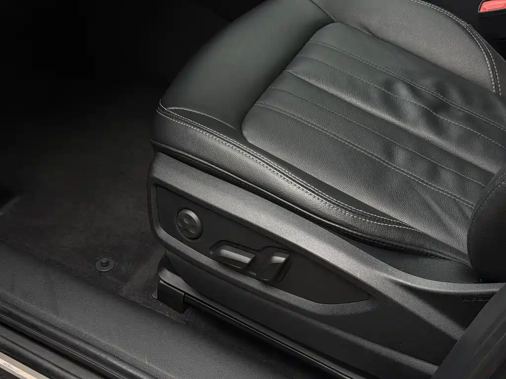 Audi Q5L 2020 40 TFSI Progressive