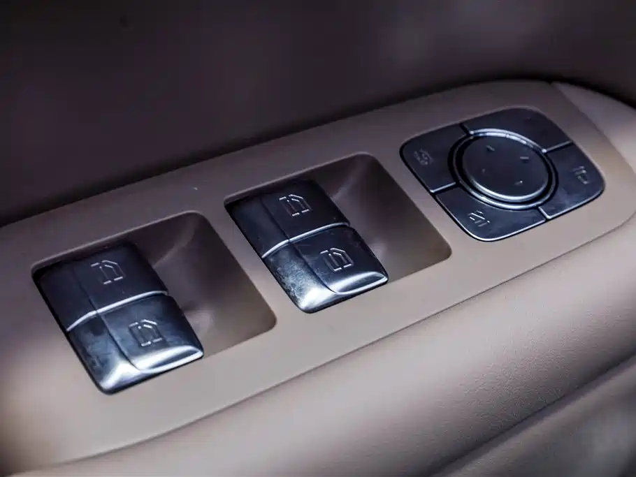 Li Auto L6 2025 Max Intelligent Refresh Edition