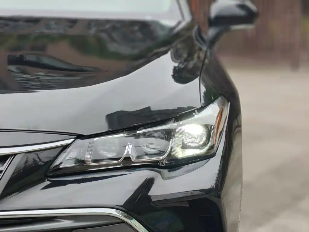 Avalon 2019 2.0L Luxury Edition China VI