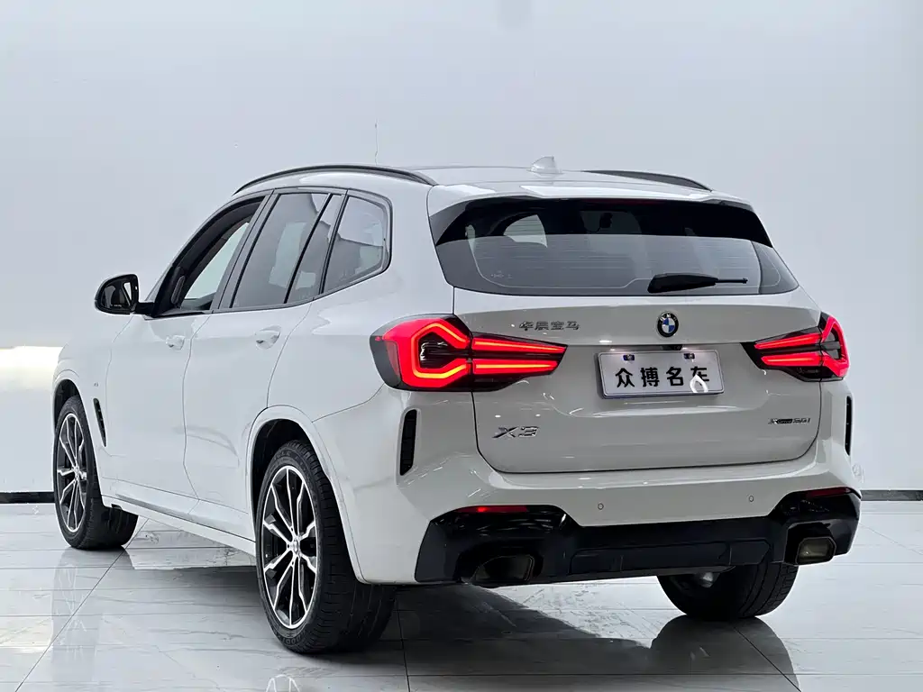 BMW X3 2022 xDrive30i Leading Edition M Night Shadow Package