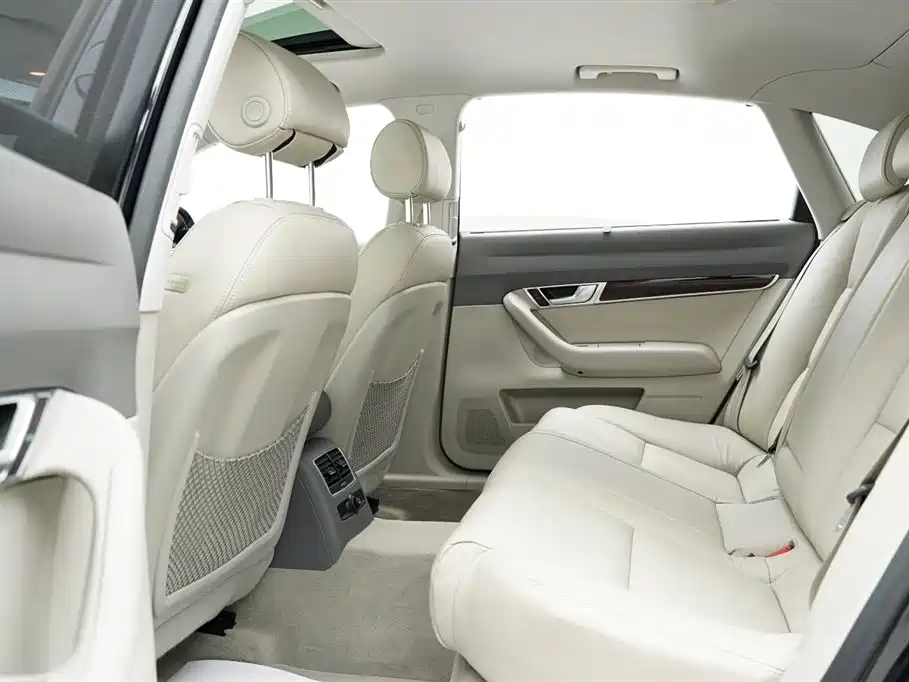 Audi A6L 2010 2.4L Technology Trim