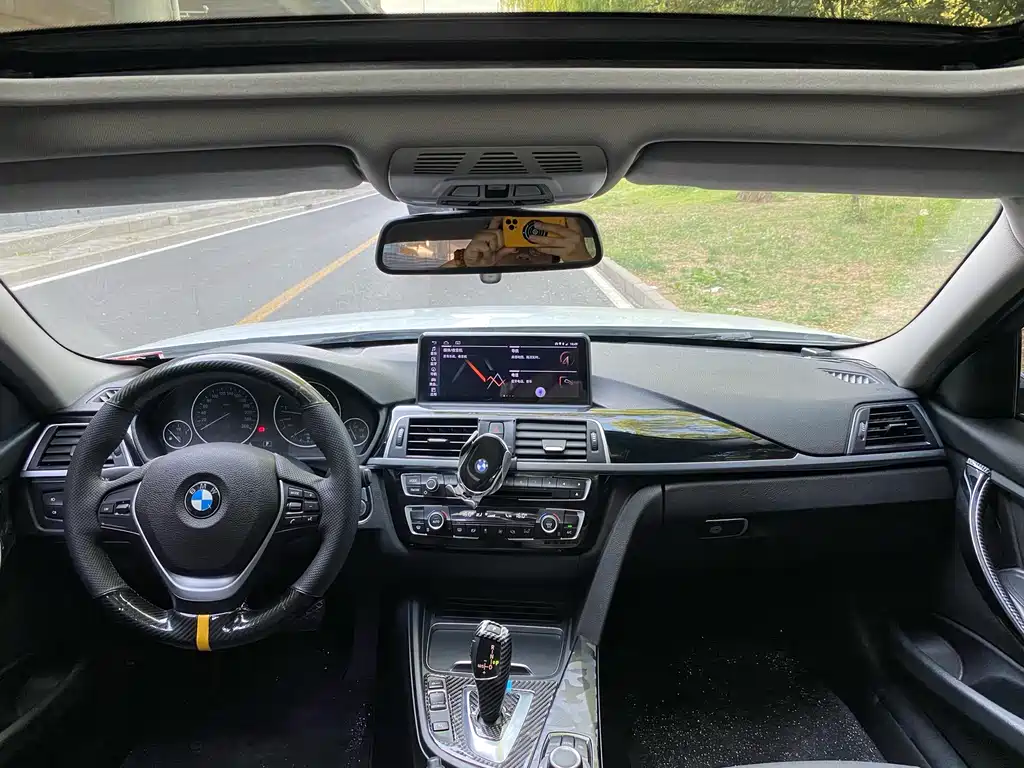 BMW 3 Series 2016 320Li Entry Level
