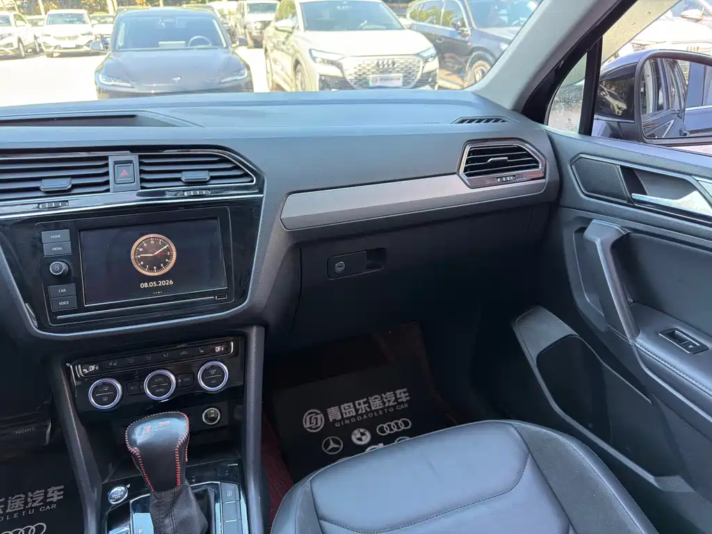 Volkswagen Tiguan L 2018 Facelift 330TSI Automatic FWD Luxury Edition