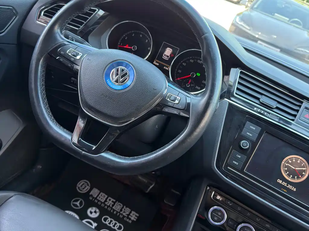 Volkswagen Tiguan L 2018 Facelift 330TSI Automatic FWD Luxury Edition
