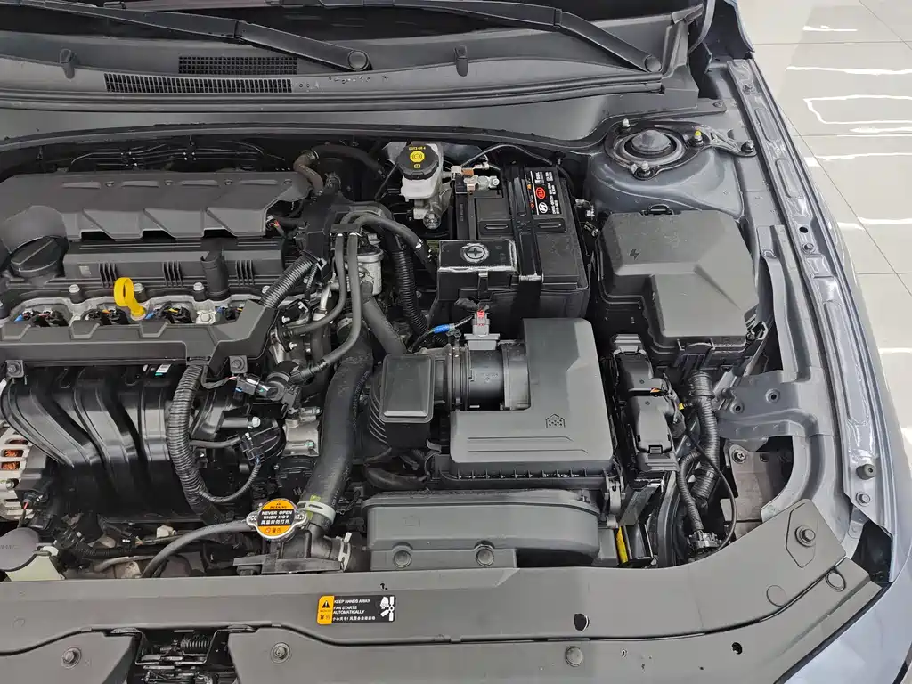 Hyundai Elantra 2023 1.5L CVT Premium