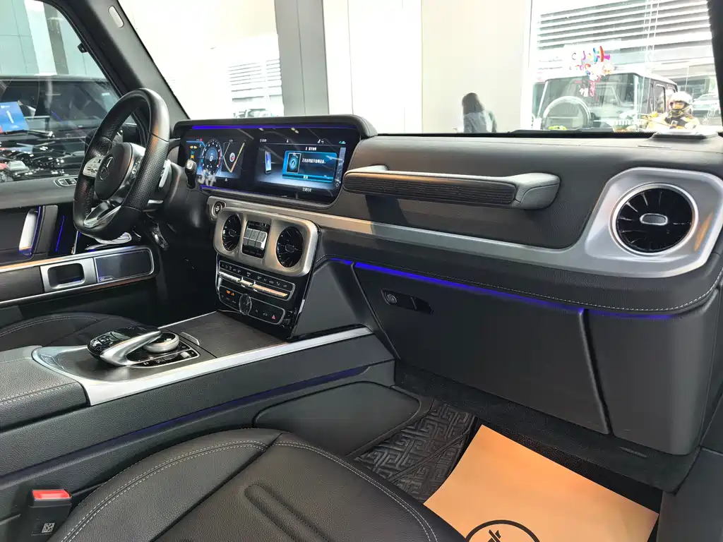 Mercedes-Benz G-Class 2023 G 350