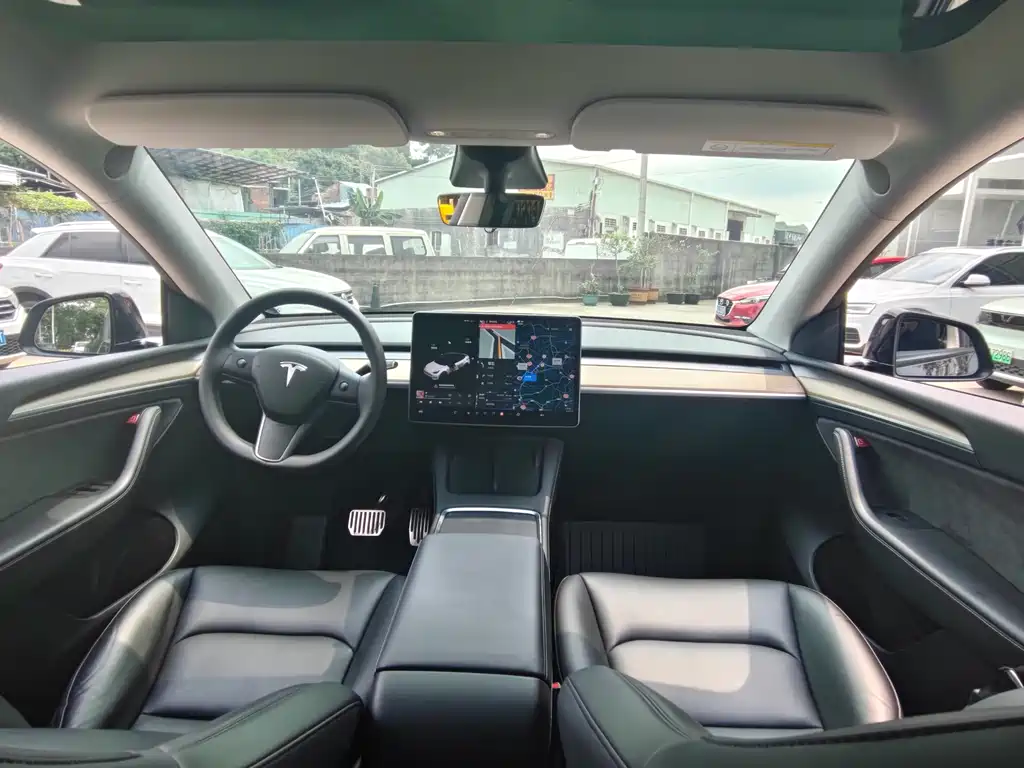 Model Y 2021 Long Range AWD 3D7