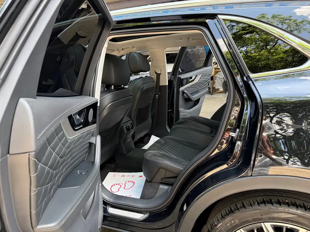 Hongqi HS5 2022 2.0T Intelligent Connected Flagship Enjoy AWD